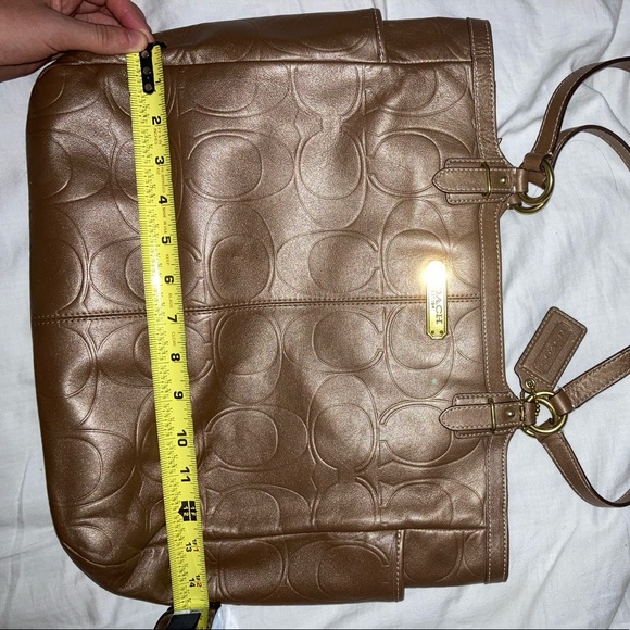 Coach purse - Picture 6 of 7